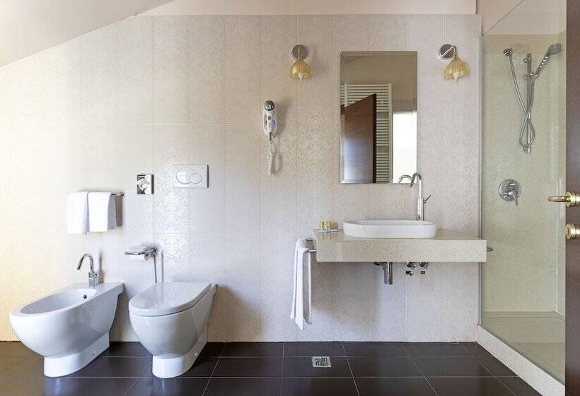 스위트, B&b Hotel Malpensa Lago Maggiore