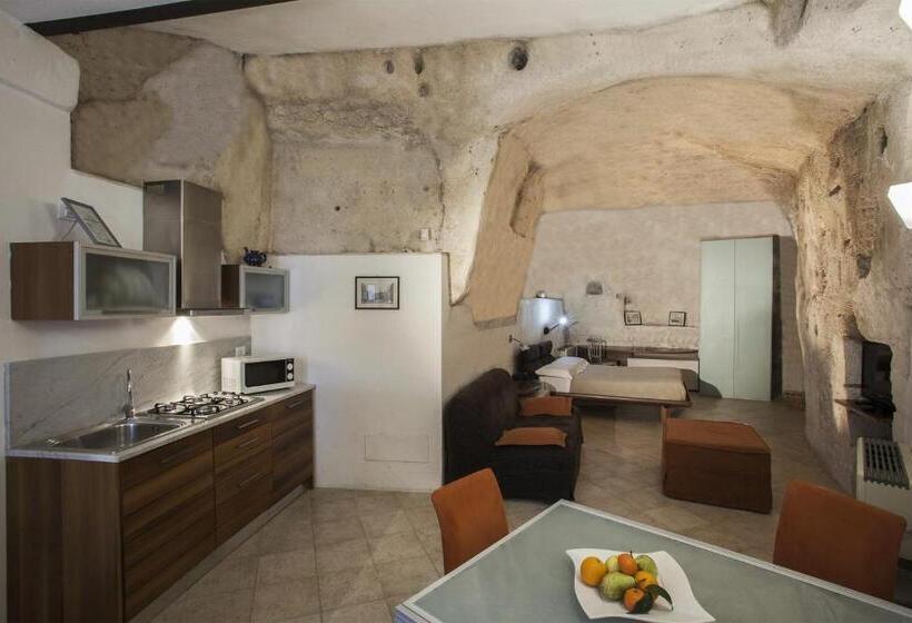标准工作室, Residence San Pietro Barisano