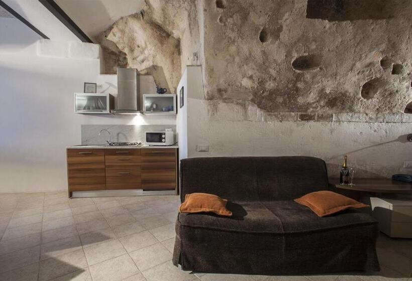 标准工作室, Residence San Pietro Barisano