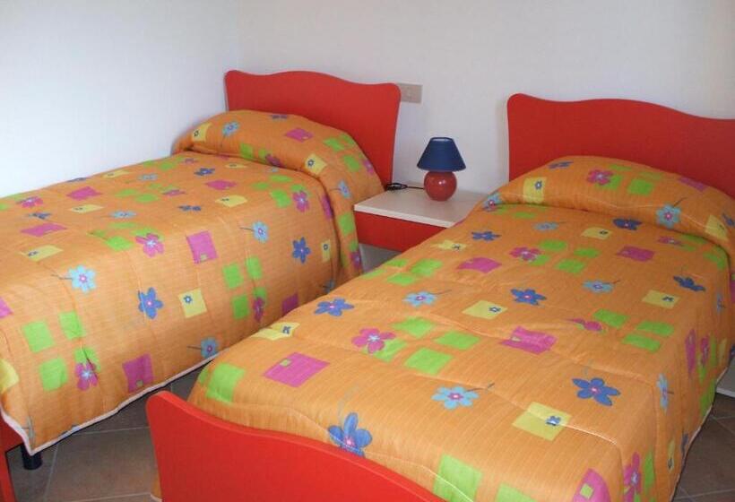 带2个卧室的公寓, Porto Ottiolu Resort