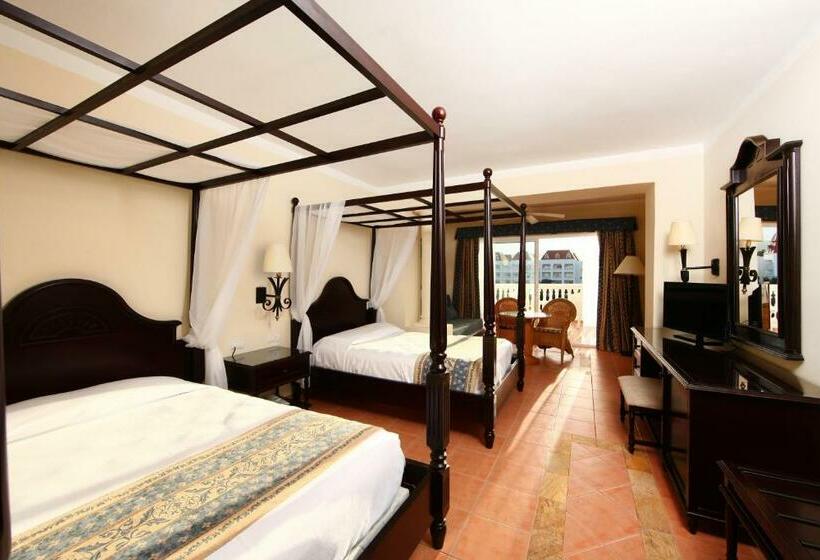 سوئیت جونیور سوپریور با چشم‌انداز دریا, Bahia Principe Grand Jamaica - All Inclusive