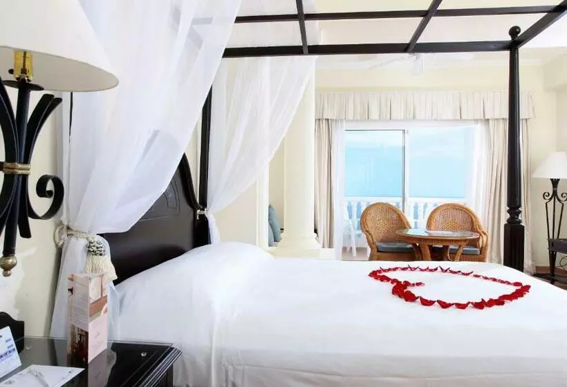 سوییت جونیور سوپریور, Bahia Principe Explore Jamaica - All Inclusive