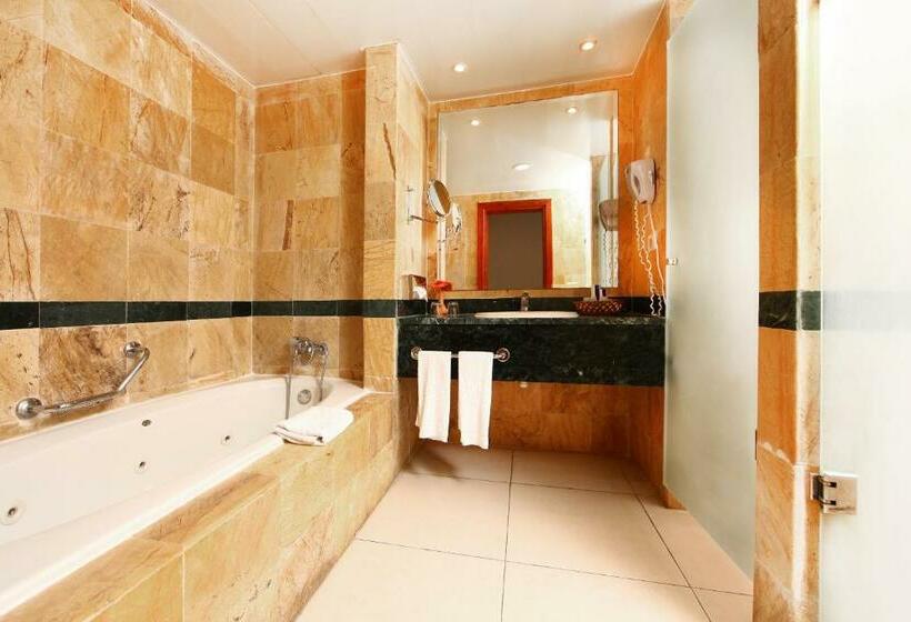 سوییت جونیور با چشمانداز دریا, Bahia Principe Grand Jamaica - All Inclusive