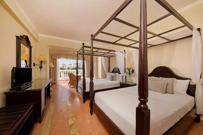 سوییت جونیور سوپریور, Bahia Principe Explore Jamaica - All Inclusive