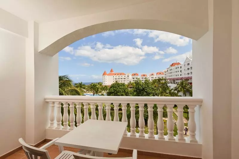 سوییت جونیور سوپریور, Bahia Principe Explore Jamaica - All Inclusive