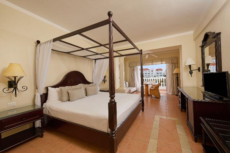 سوییت جونیور با چشمانداز دریا, Bahia Principe Grand Jamaica - All Inclusive