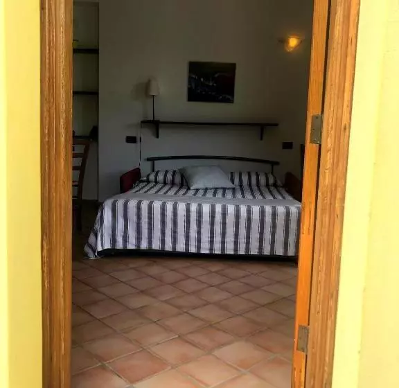 Perhehuone, Borgo San Francesco