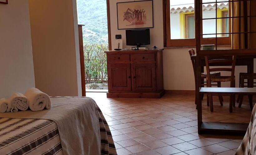 חדר סטנדרט לשלושה, Borgo San Francesco