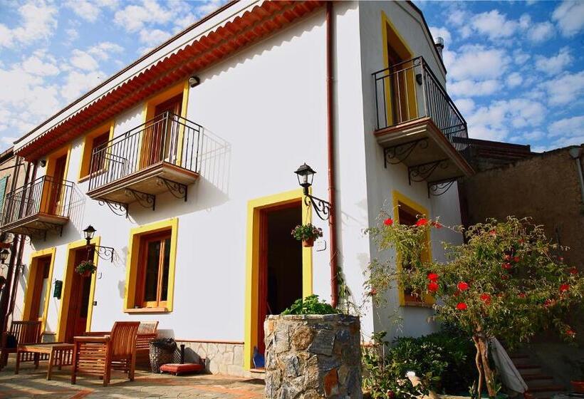 חדר דלוקס עם נוף להרים, Borgo San Francesco