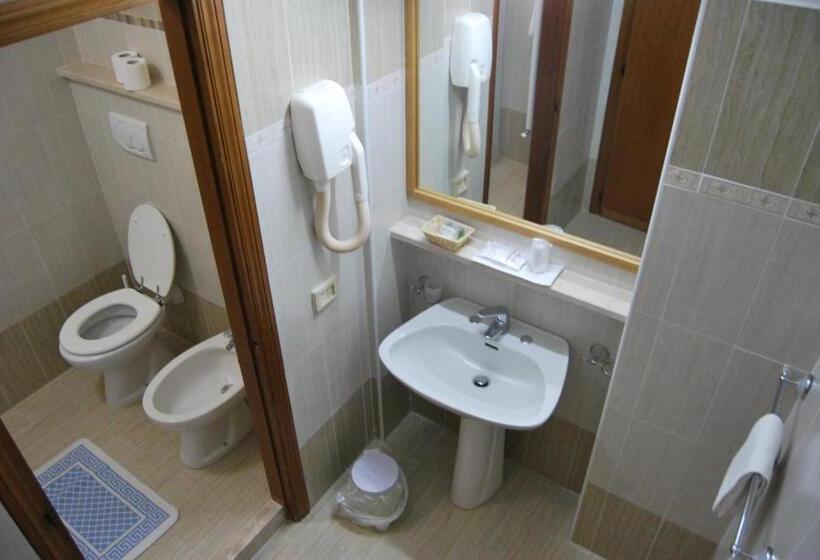 חדר סופריור לארבעה, Ristorante Il Gabbiano