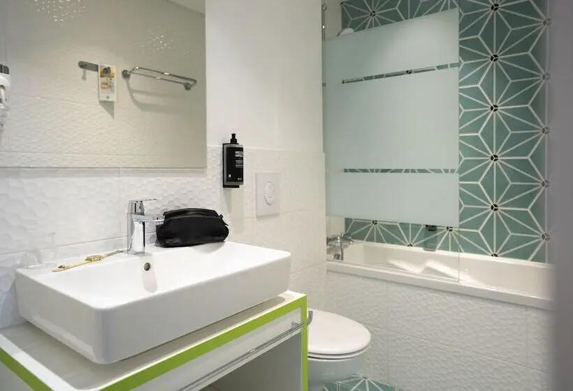 プレミアムルーム, Ibis Styles Fougeres