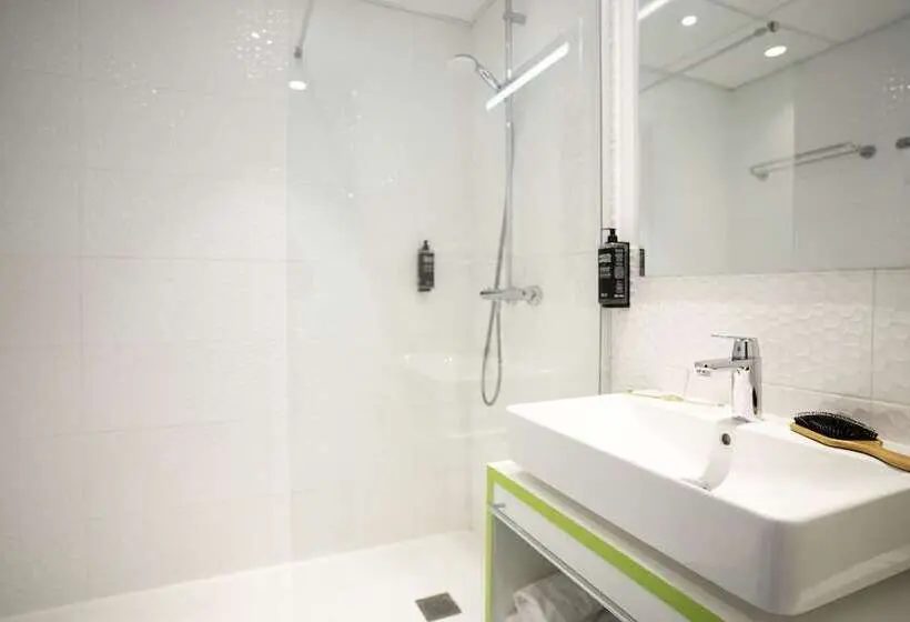 スタンダードルーム, Ibis Styles Fougeres