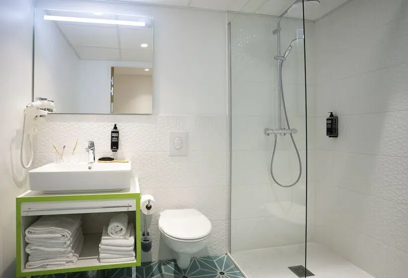 スイート（家族用）, Ibis Styles Fougeres