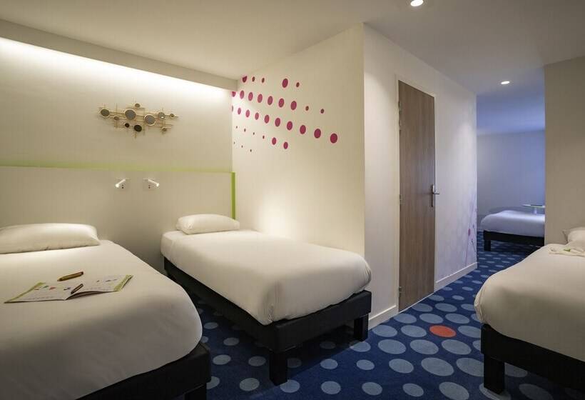 סוויטה משפחתית, Ibis Styles Fougeres