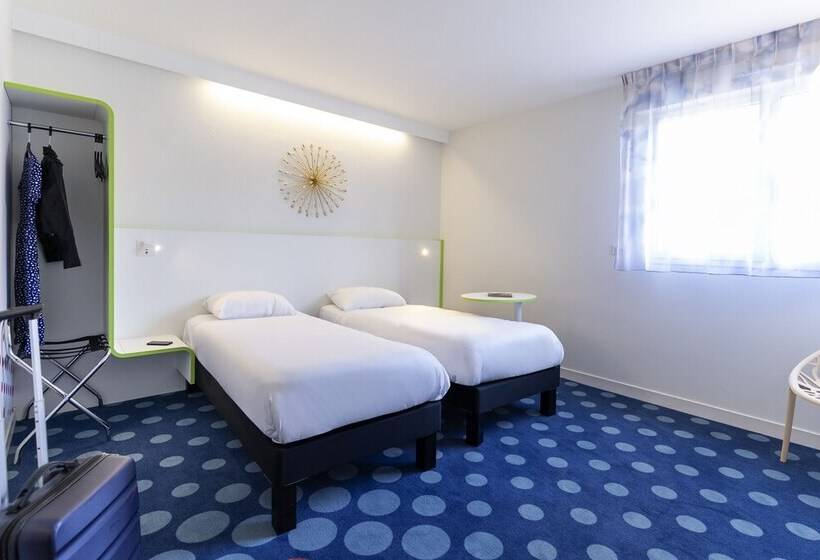 Quarto Premium, Ibis Styles Fougeres