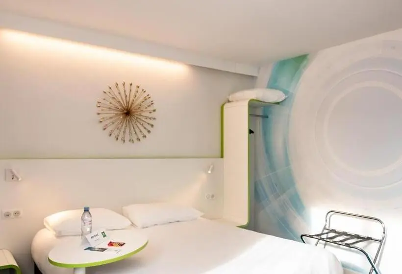 プレミアムルーム, Ibis Styles Fougeres