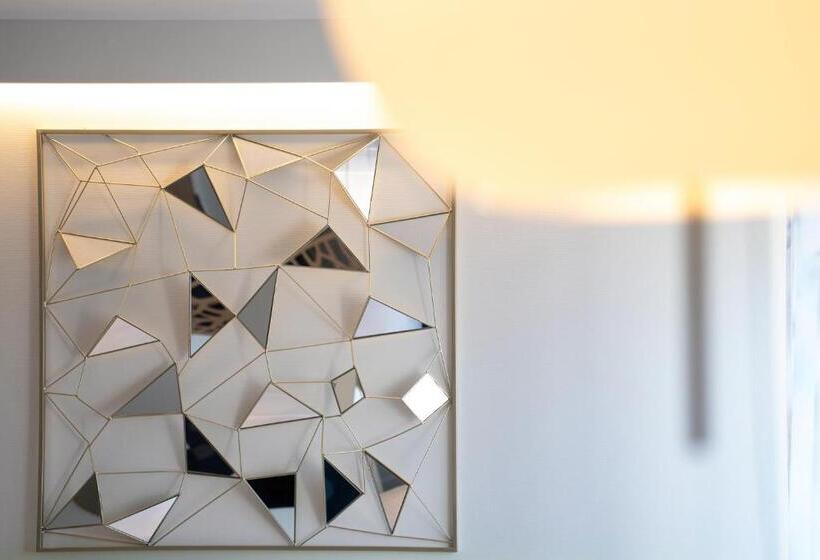 חדר פרמיום, Ibis Styles Fougeres