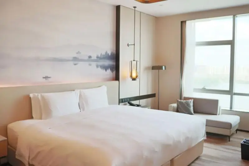 キングサイズベッドのエクゼクティブルーム, Pullman Suzhou Taicang