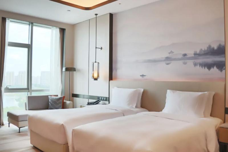 חדר דלוקס נוף לאגם, Pullman Suzhou Taicang