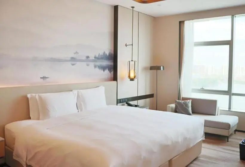 キングサイズベッドのエクゼクティブルーム, Pullman Suzhou Taicang