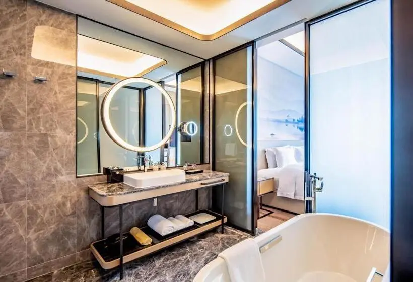 キングサイズベッドのエクゼクティブルーム, Pullman Suzhou Taicang