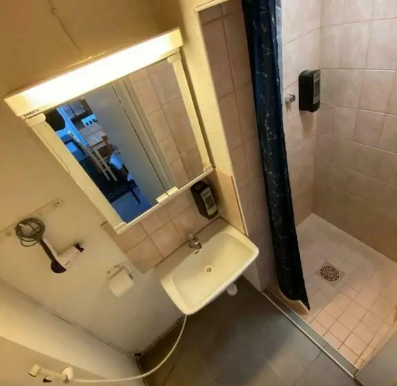 آپارتمان 2 خوابه, Aakenus Economy Apartments Peura