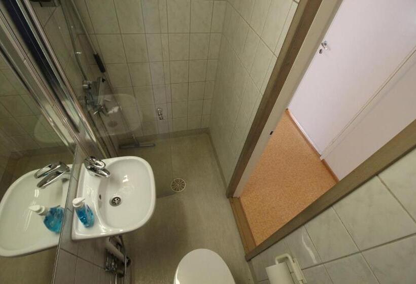 带2个卧室的公寓, Aakenus Economy Apartments Peura