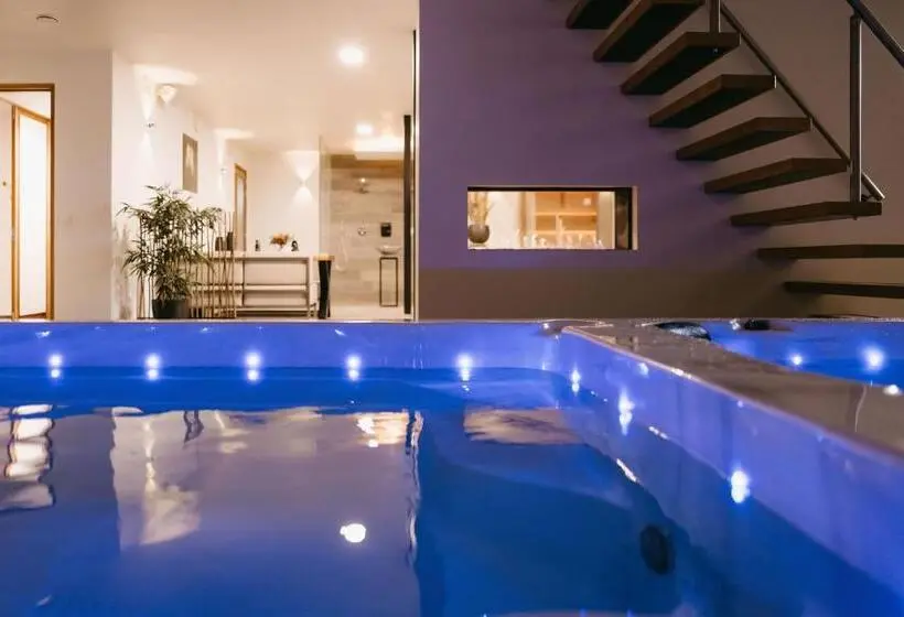 デラックスビラの１ベッドルーム, Maas En Waal Wellness & Suites