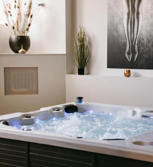 Вилла Deluxe 1 Спальня, Maas En Waal Wellness & Suites