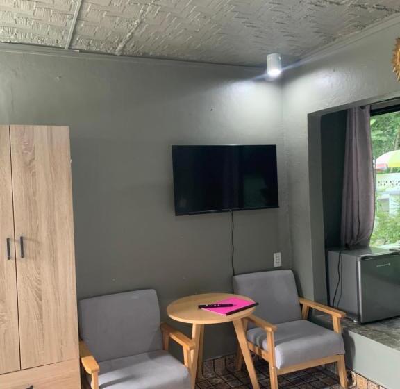 اتاق استاندارد اینتریور, D Sanctum Resort