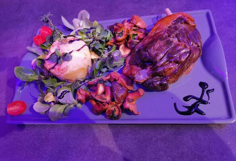 استودیوی لوکس, Hostal 170 Room 16 Service Appartement