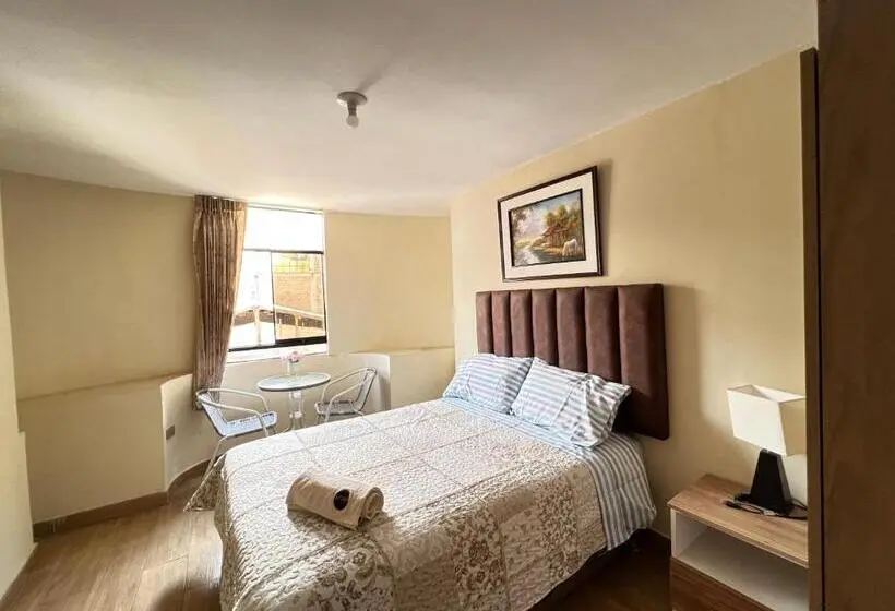 اتاق اکونومی, Antara Hostal