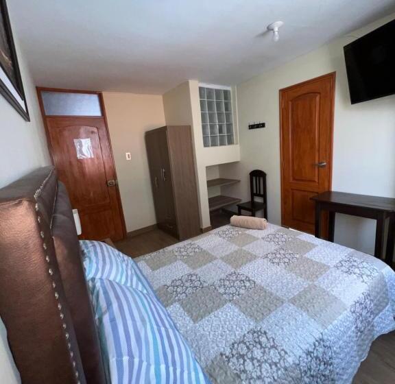 اتاق اکونومی, Antara Hostal