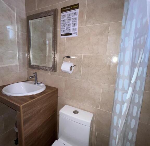 اتاق اکونومی, Antara Hostal