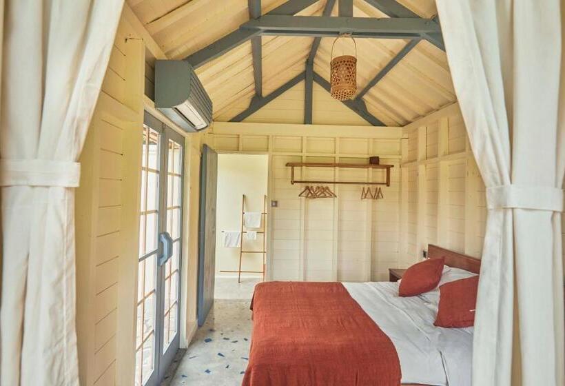 标准间内部标间, House Of Sawah