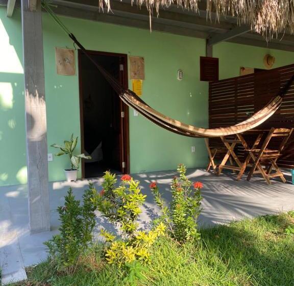 سوییت با چشمانداز استخر, Casa Praiana Moitas