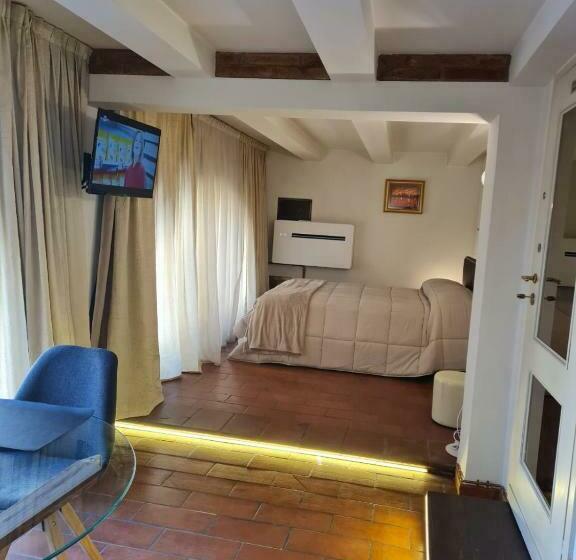 اتاق سوپریور با تخت بزرگ, Suite Del Mercante