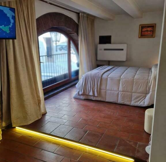 اتاق سوپریور با تخت بزرگ, Suite Del Mercante