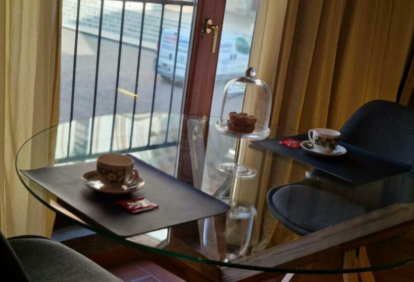 اتاق سوپریور با تخت بزرگ, Suite Del Mercante