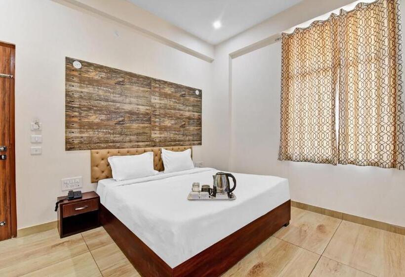 اتاق کلاسیک سه تخته, Collection O 86679 Hotel Amrapali Inn