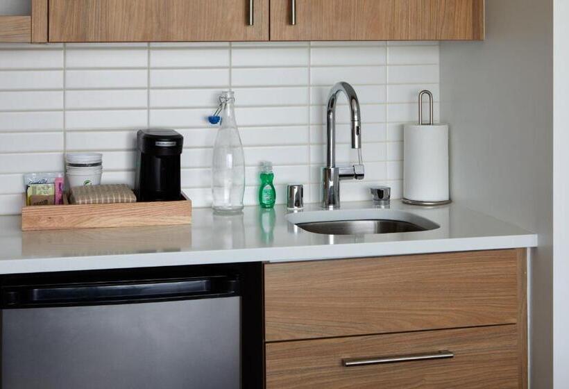 اتاق استاندارد با تخت بزرگ, Element Irvine