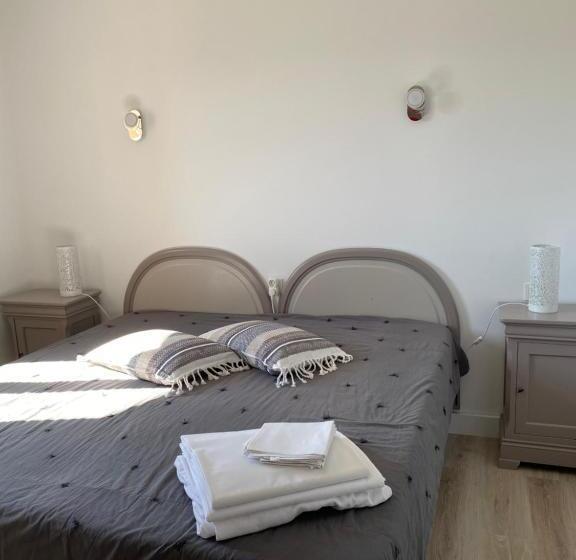 شقة غرفة واحدة, Le Mas De L Orangerie 3 Etoiles