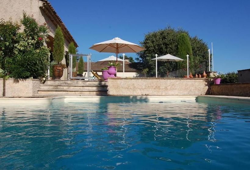 شقة غرفة واحدة مزودة بتراس, Le Mas De L Orangerie 3 Etoiles