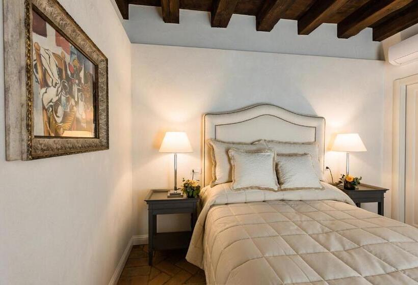 Номер Стандарт, Corte Saggin Charme Relais