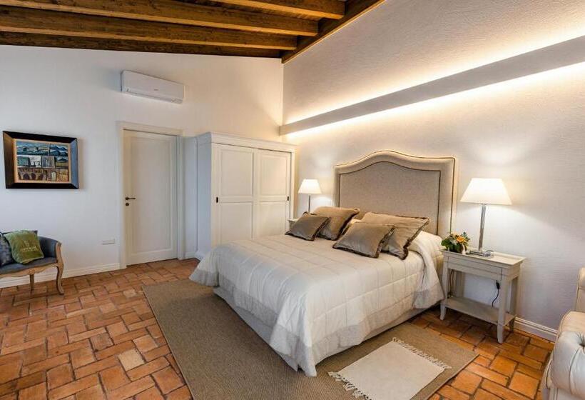 Номер Стандарт, Corte Saggin Charme Relais