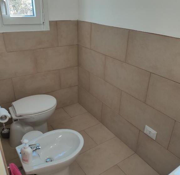 غرفة قياسية ثلاثية, Villa Ara Rossa