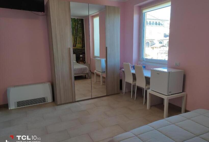 标准三人间, Villa Ara Rossa