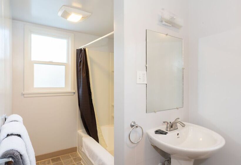 شقة غرفة واحدة, Siesta Motel Colfax Wa