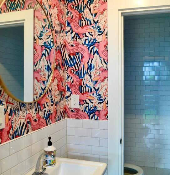 带大床的豪华间, Marsh