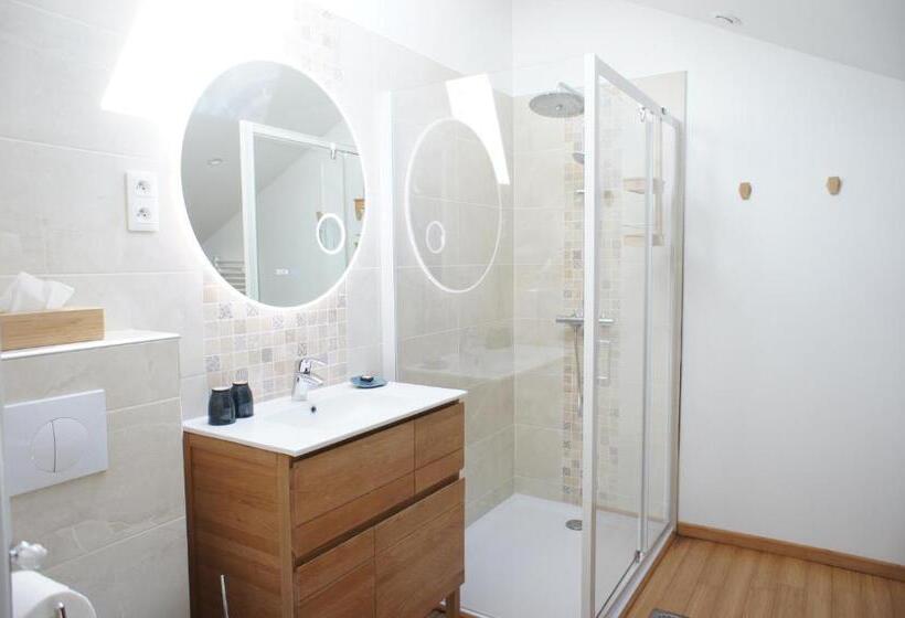 Номер Стандарт с Гидромассажем, Mas Terre Chambres D Hôtes